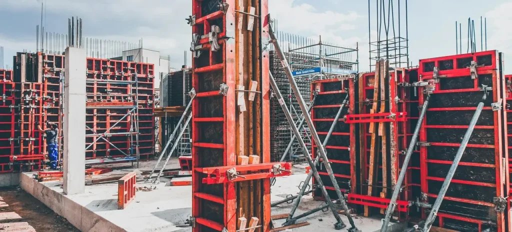 Comprendre la différence entre Assurance Dommages Ouvrage et Garantie Décennale